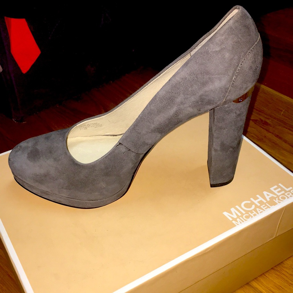 Michael Kors Haven Pump